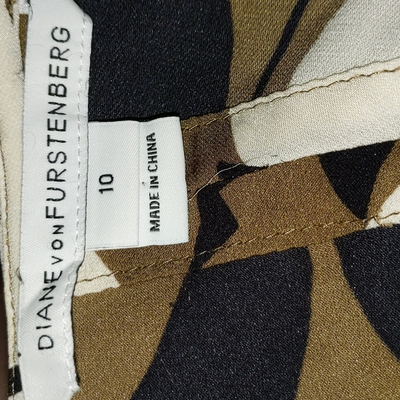 Diane Von Furstenberg Silk Blouse - Picture 4 of 5